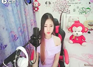 六间房美女主播梦瑶❤代理直播间互动
