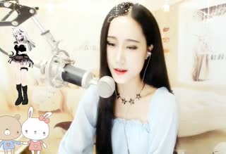 美女倾心唱《爱如潮水》