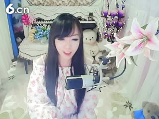 六间房呆萌女主播╭≡★妙人儿ご互动直播中
