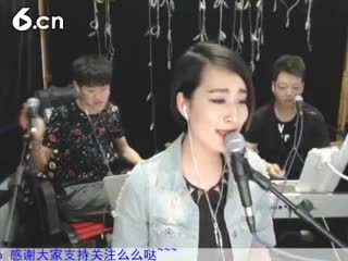 六间房789组合主播秀唱我愿意视频