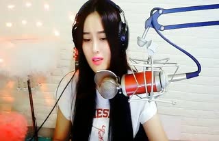 离开你我才发现自己~那《爱笑的眼睛》流过泪~