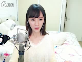 六间房美女主播诗然&conint;&conint;秀唱视频