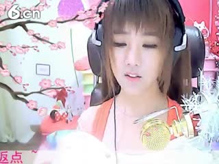 六间房美女主播“☜小鱼儿@☞  ”秀唱视频